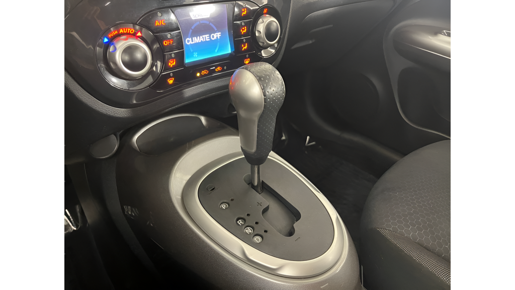 2012 Nissan JUKE SV - Photo 23