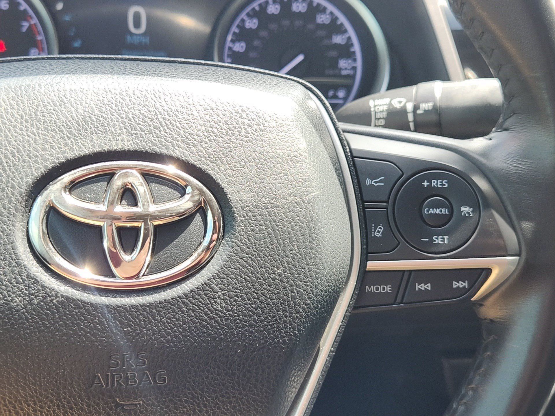 2022 Toyota Camry XLE - Photo 18