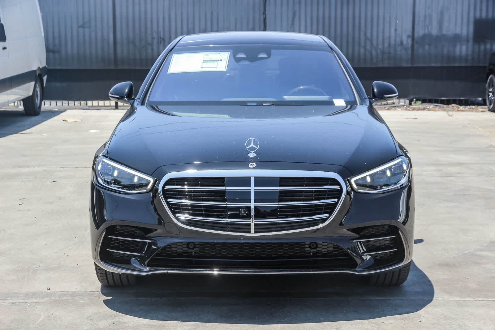 New 2026 Obsidian Black Metallic Mercedes-Benz S 580 image 2