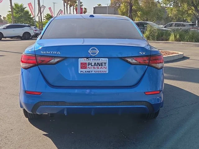 Used 2020 Electric Blue Metallic Nissan SV image 7