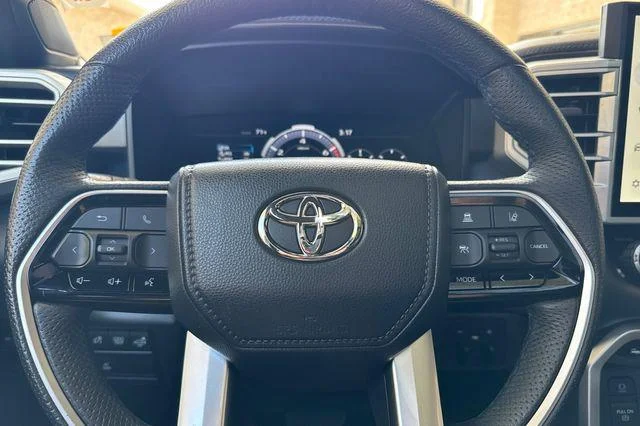 Certified Used 2023 WIND CHILL PEARL* Toyota  image 29