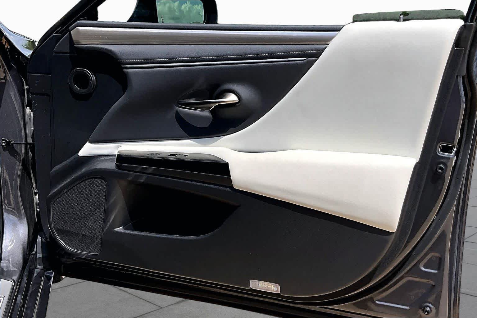 Used 2024 Cloudburst Gray Lexus F SPORT Handling image 23