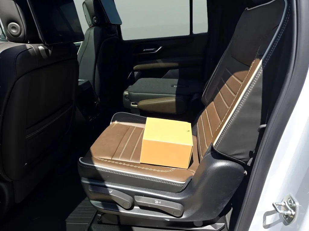 2026 GMC Yukon XL Denali Ultimate - Photo 16