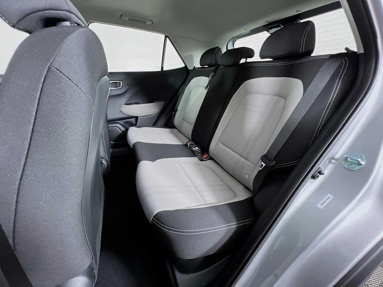 2026 Hyundai Venue — photo 14
