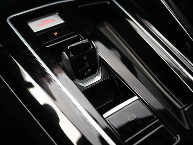 2025 Volkswagen Golf GTI Autobahn - Photo 20