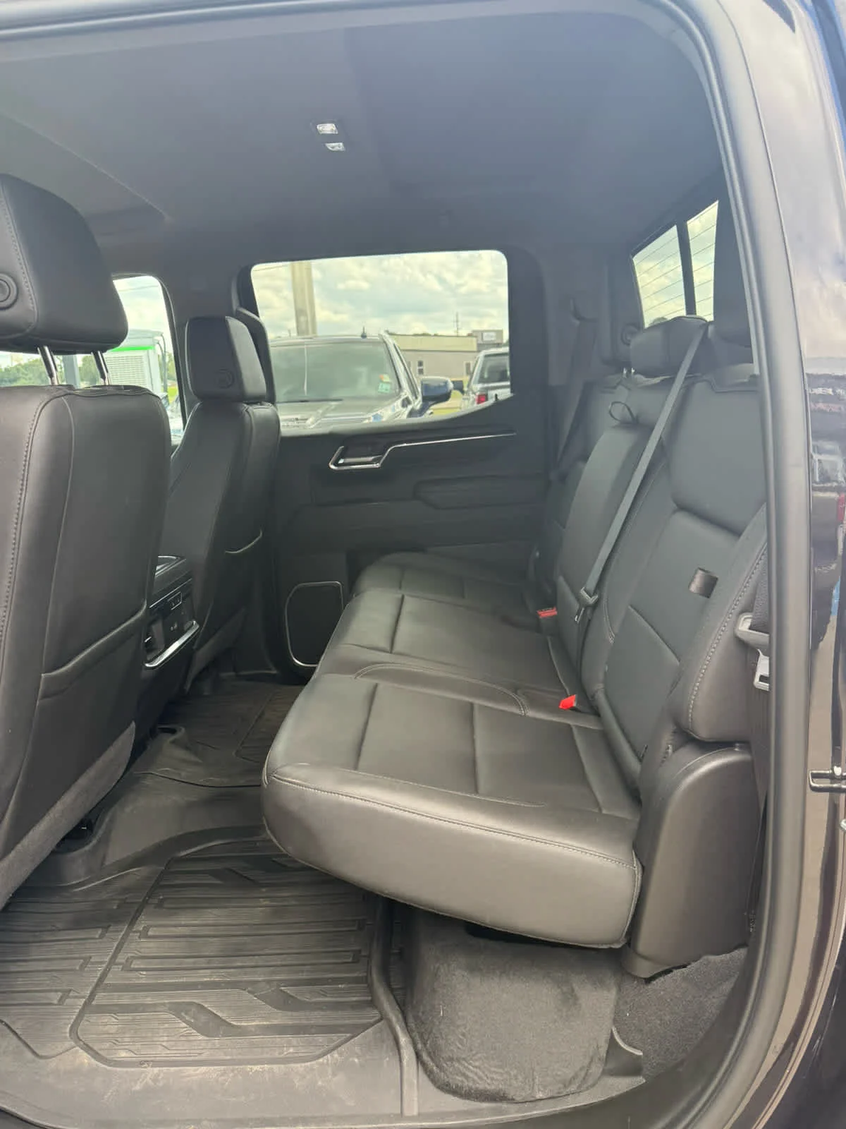 Used 2026 Titanium Rush Metallic GMC SLT image 10
