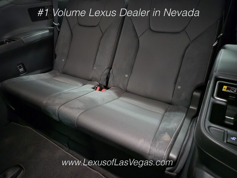 New 2026 Wind Chill Pearl Lexus LUXURY AWD image 13