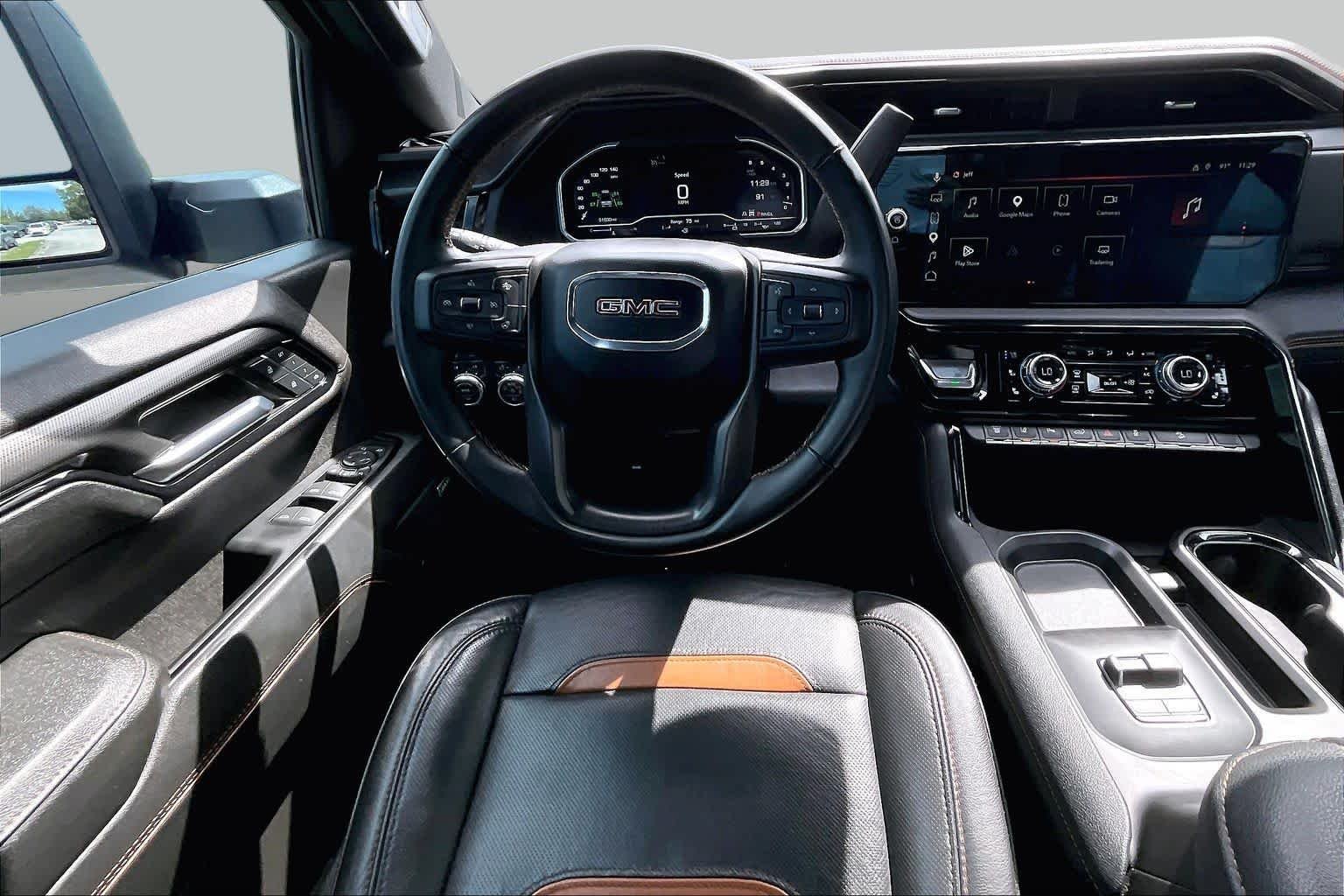 Used 2024 Sterling Metallic GMC AT4 image 6