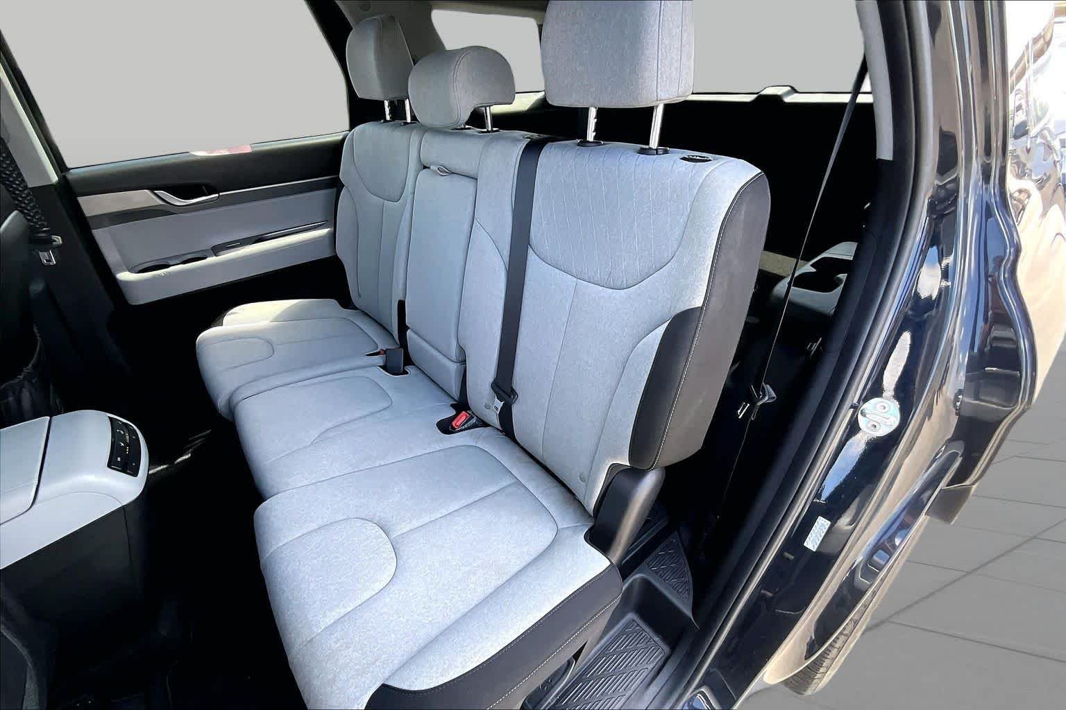 Used 2021 Moonlight Cloud Hyundai SE image 20