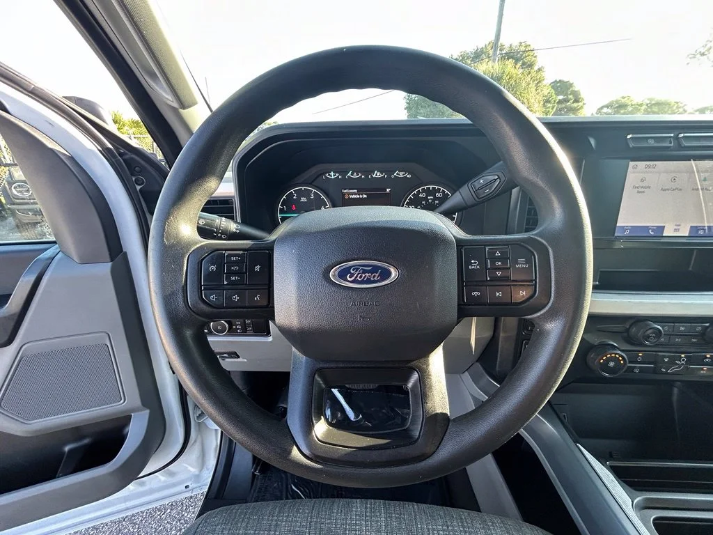 Used 2023 White Ford XLT image 15