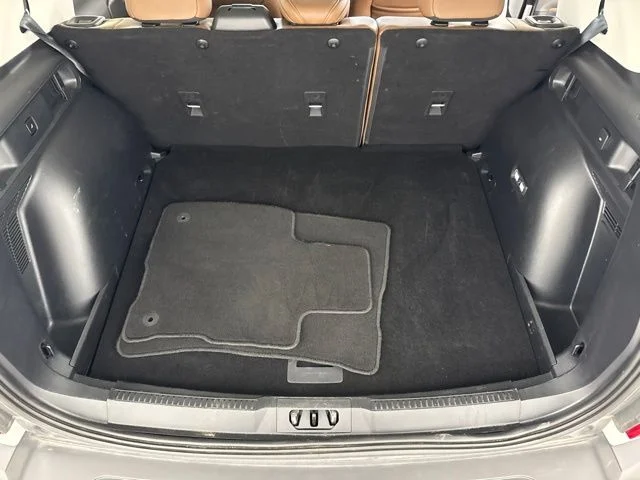 Used 2025 White Ford Outer Banks image 28