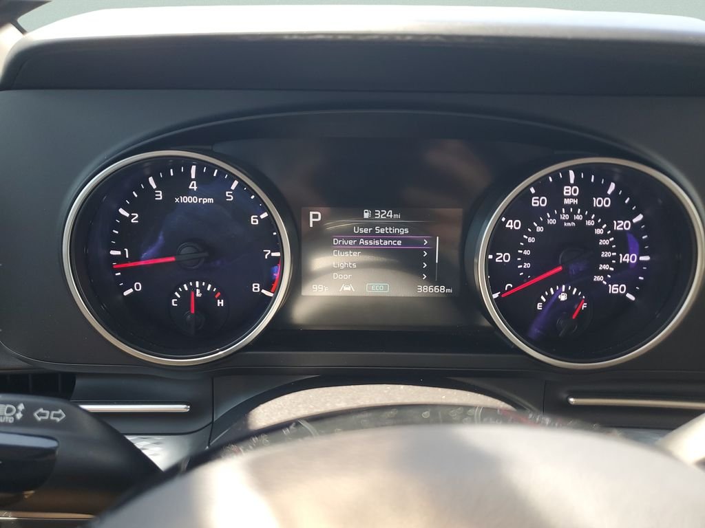 Used 2024 White Kia LX image 21