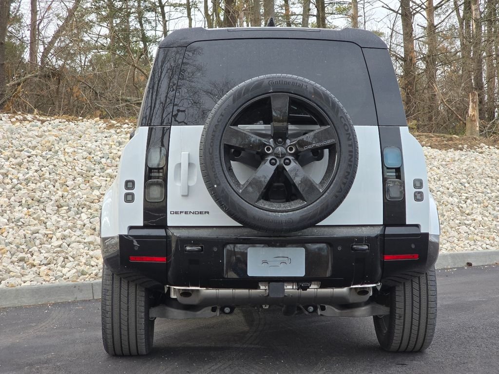 2026 Land Rover Defender X-Dynamic SE - Photo 23