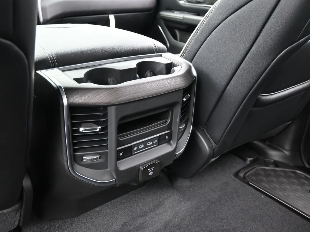 New 2026 Granite Crystal Metallic Clearcoat Ram Laramie image 34