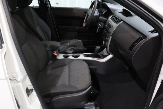 Used 2011 White Ford SE image 14