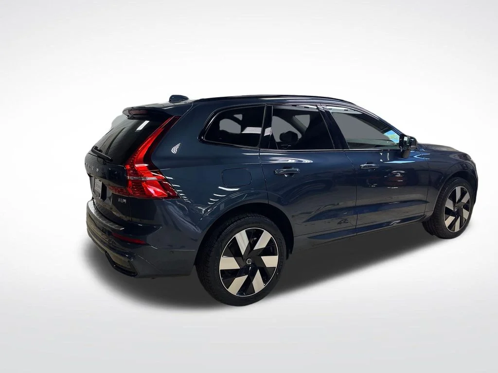 Certified Used 2025 Blue Volvo T8 Plus image 8