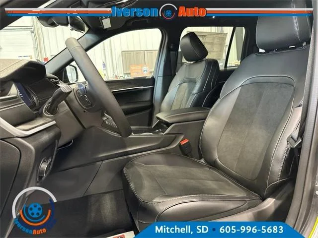 2026 Jeep Grand Cherokee Laredo - Photo 16