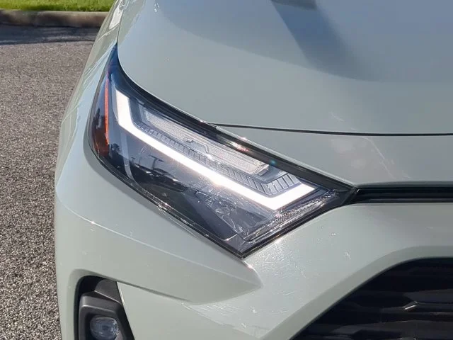 Certified Used 2023  Toyota XLE Premium image 10
