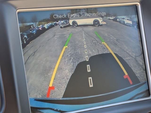 Used 2015 White Jeep Limited image 19
