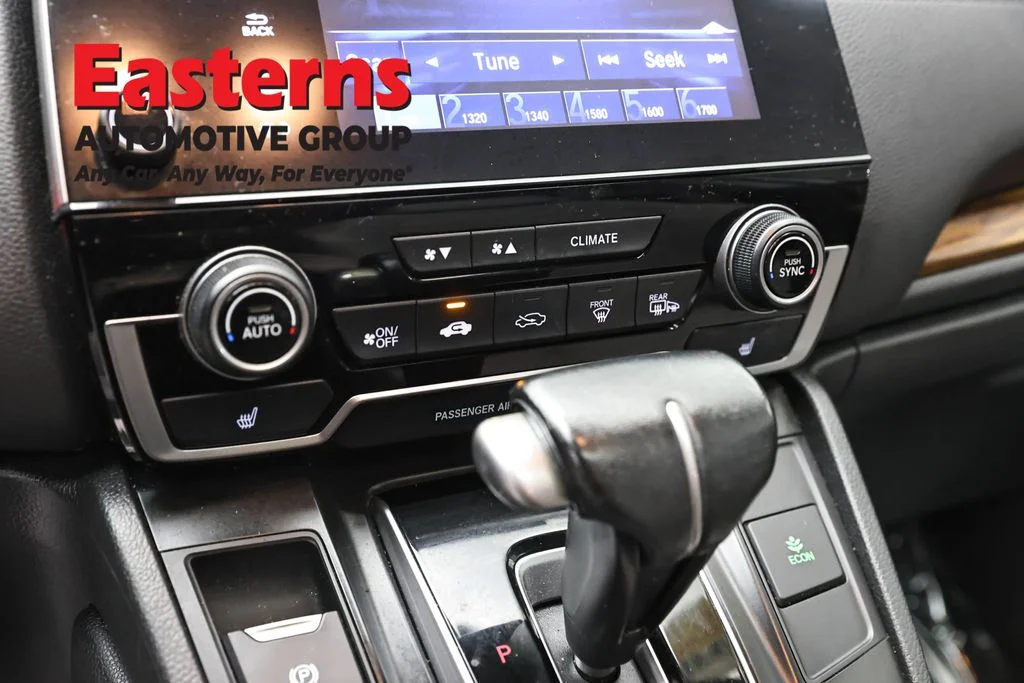 Used 2019 Silver Honda EX-L image 19