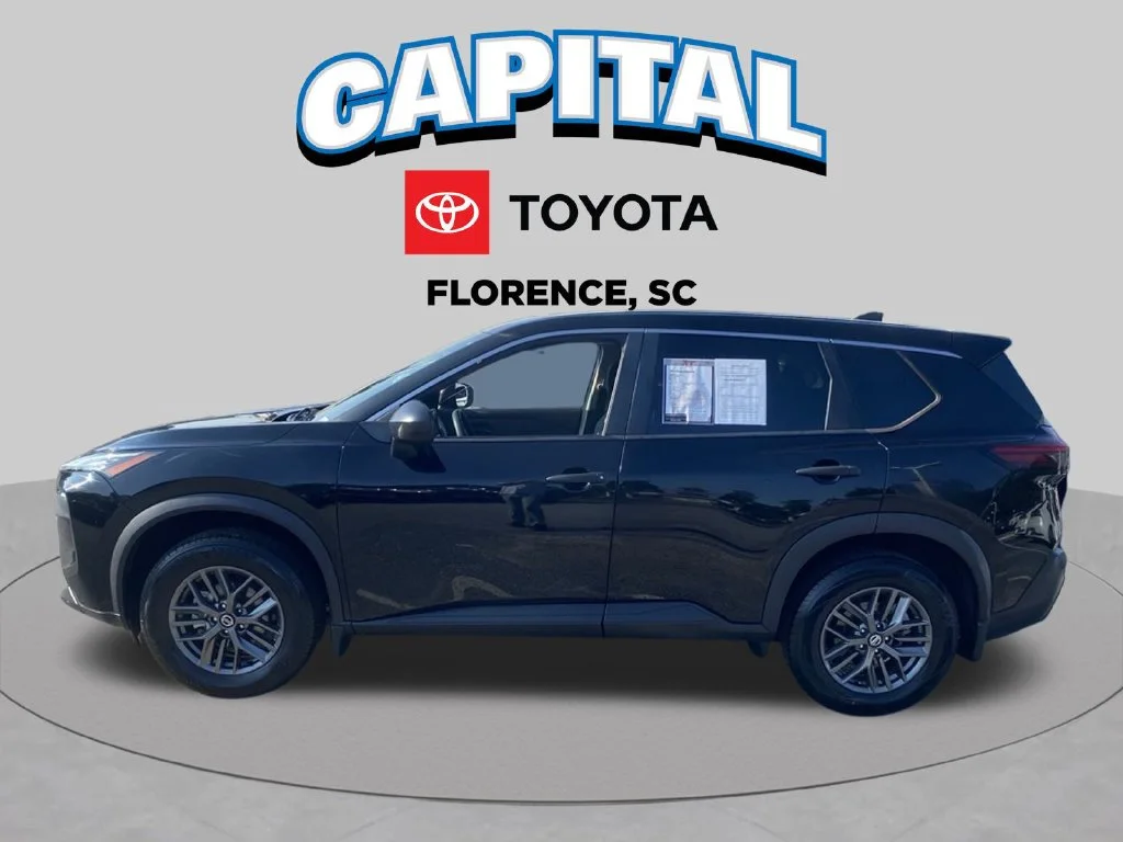Used 2021 Black Nissan S image 3