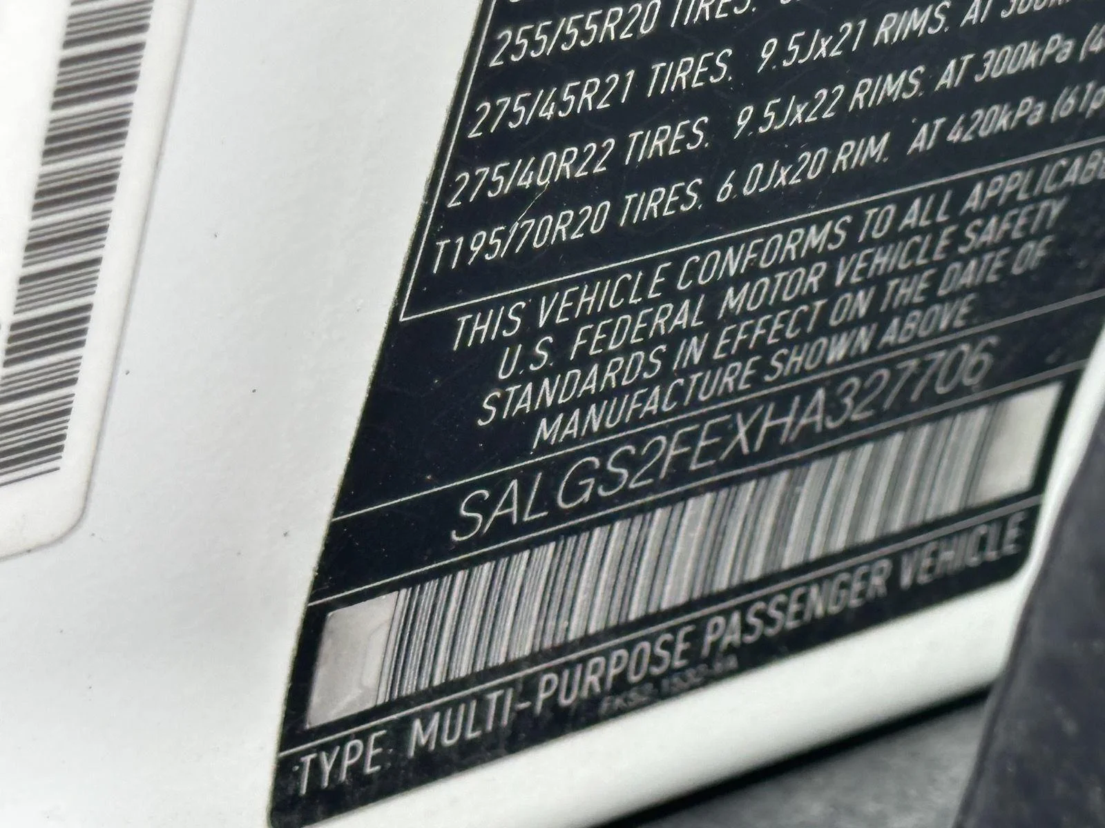 Used 2017 Fuji White Land Rover 5.0L V8 Supercharged image 51