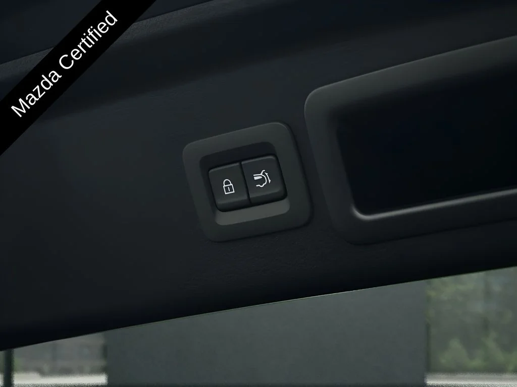 2025 Mazda CX-30 Premium - Photo 35