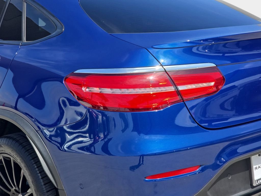 Used 2019 Red Mercedes-Benz GLC 300 Coupe image 37