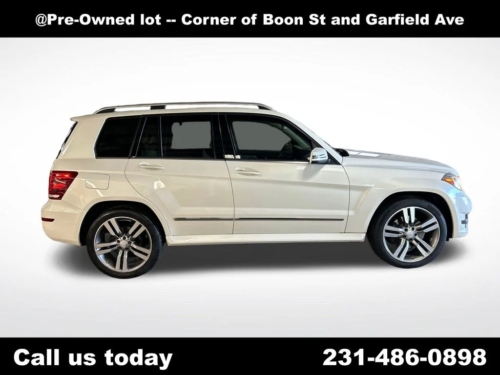 Used 2014  Mercedes-Benz GLK 350 image 6