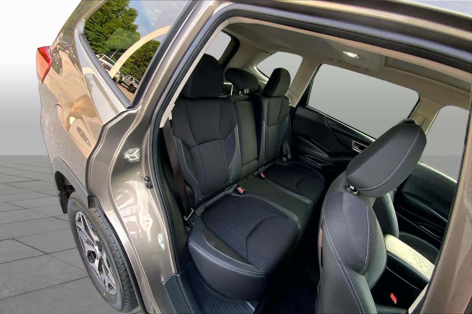 Used 2020 Sepia Bronze Metallic Subaru Premium image 19