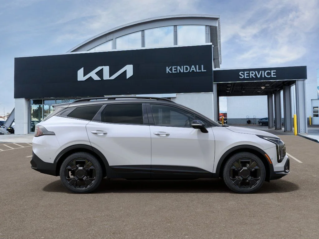 New 2026 Glacial White Pearl / Black Ro Kia X-Pro Prestige image 7