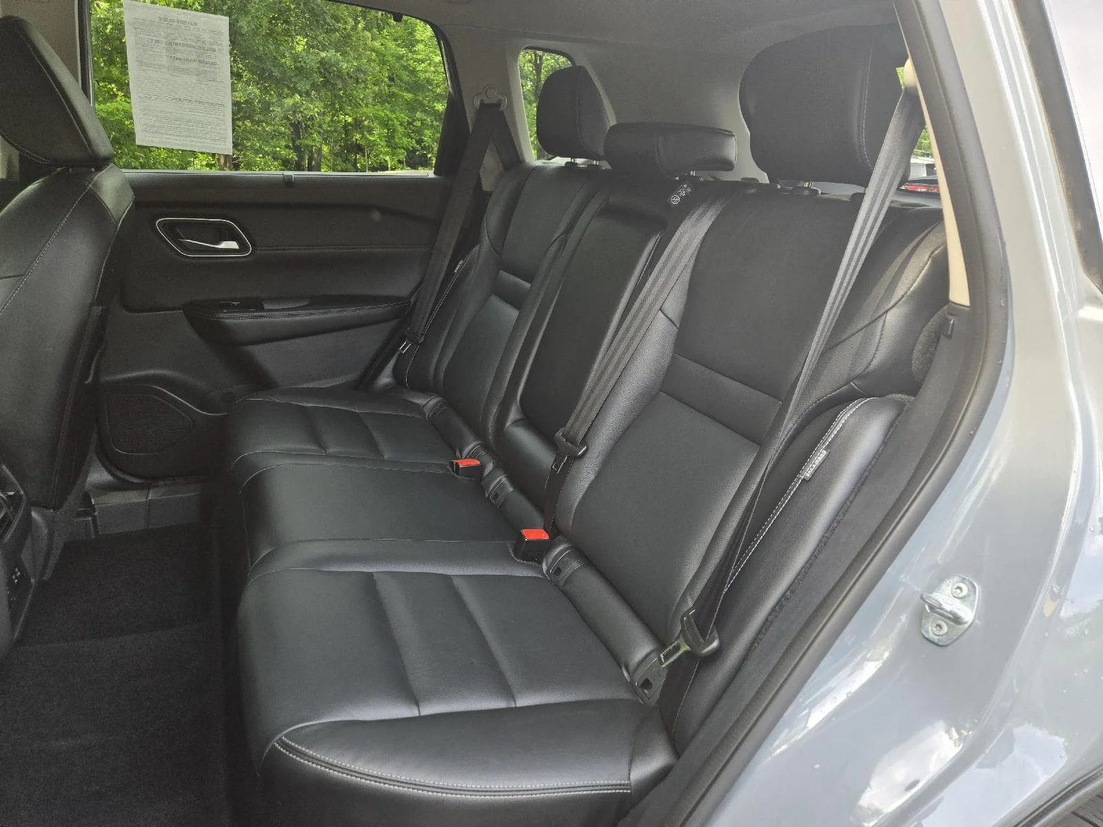 Used 2021 Boulder Gray Pearl Nissan SL image 28