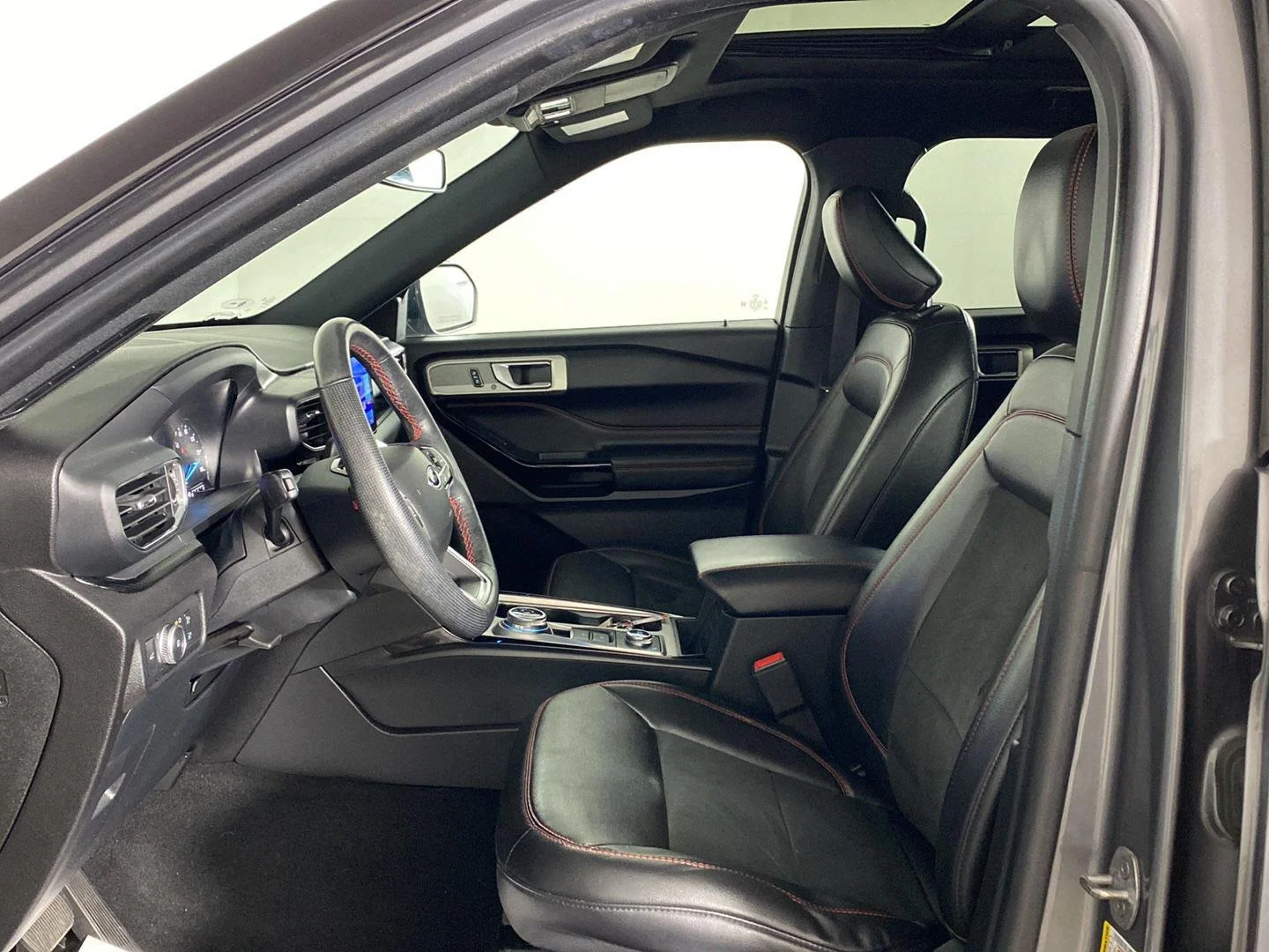 Used 2022 Gy Ford ST-Line image 18