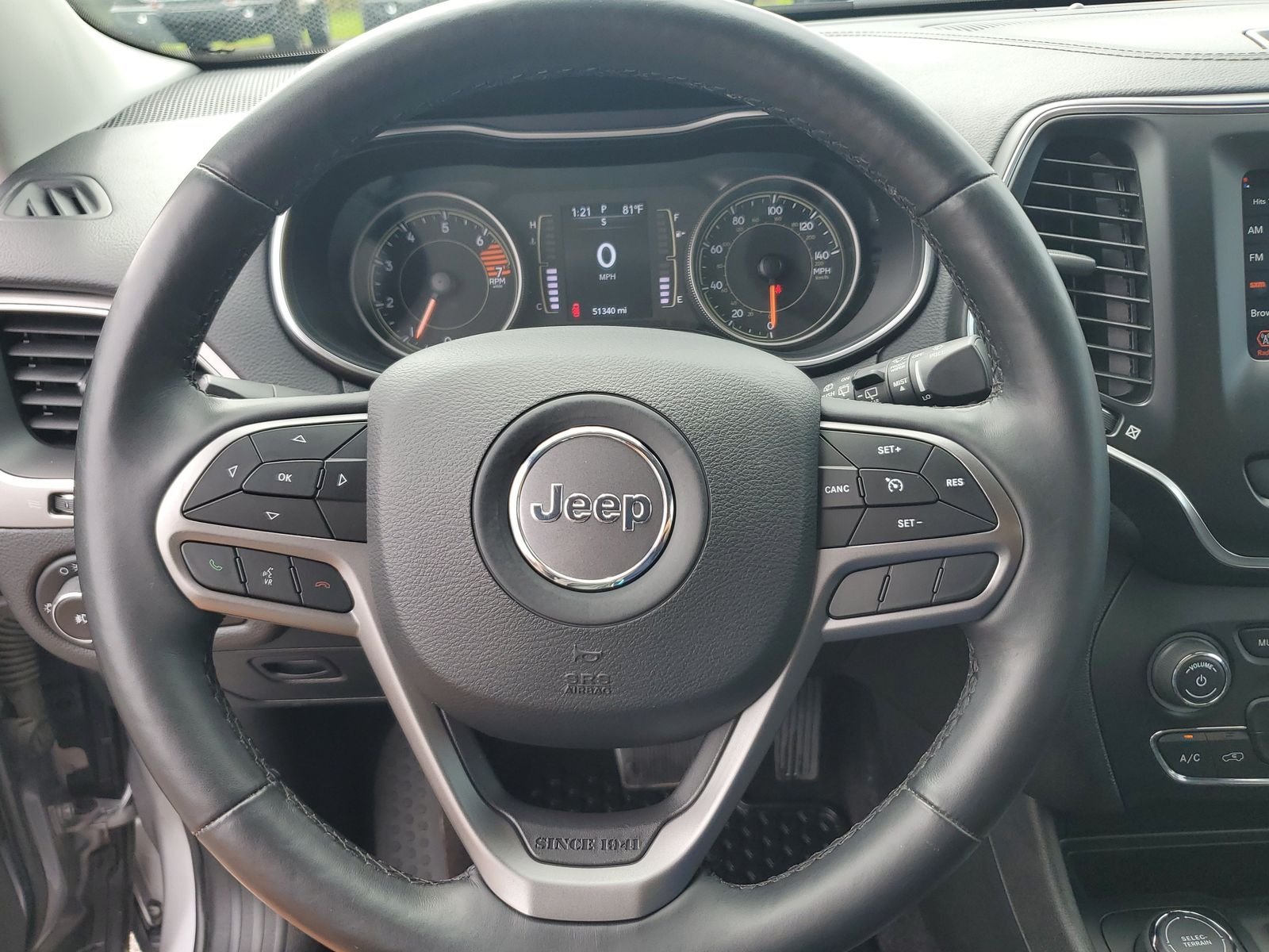Certified Used 2019 Silver Jeep Latitude Plus image 15