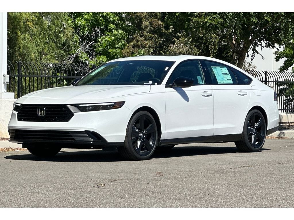 New 2026 Platinum White Pearl Honda Sport-L image 9
