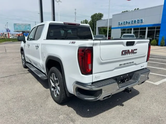 Used 2023 Summit White GMC SLT image 21