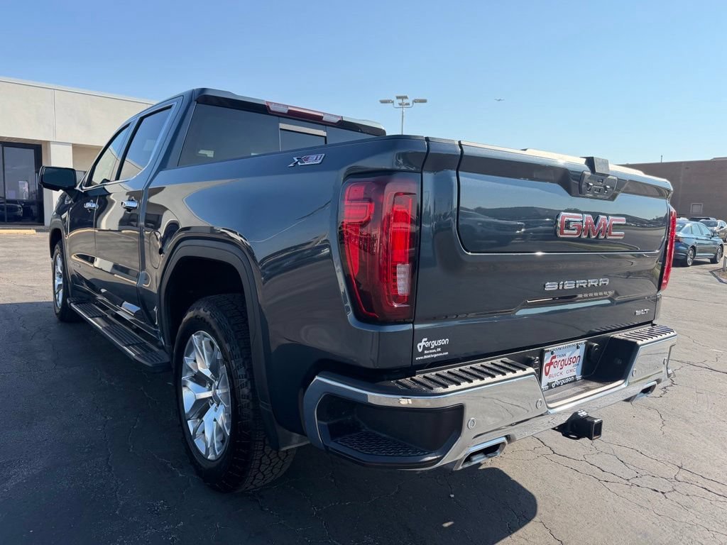 Used 2021 DARK SKY METALLIC GMC SLT image 18