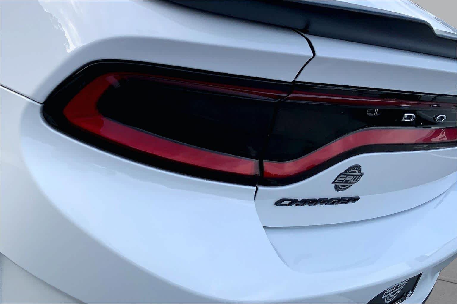 Used 2023 White Knuckle Clearcoat Dodge Scat Pack image 27