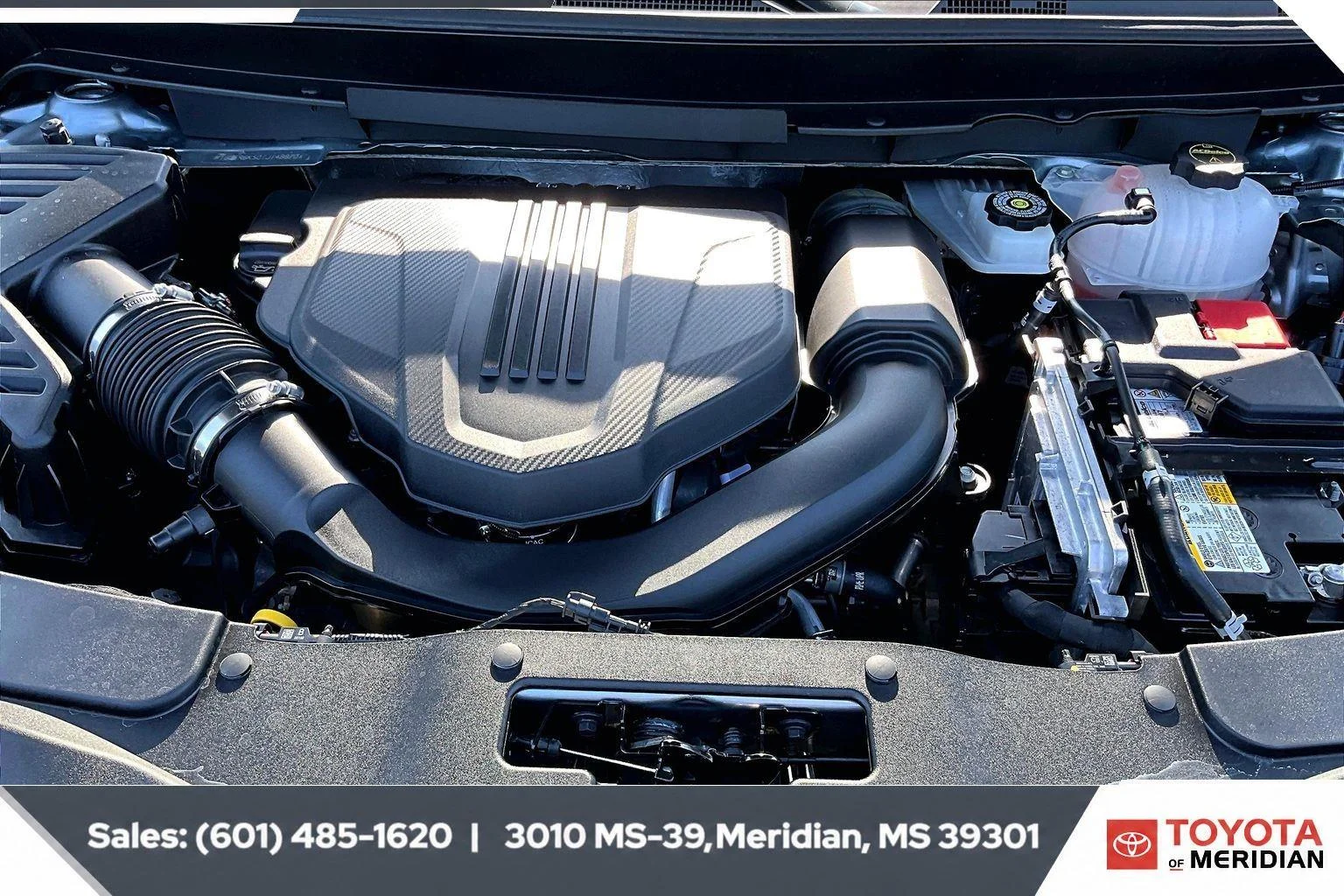 Used 2026 Sterling Gray Metallic Chevrolet FWD LT image 8