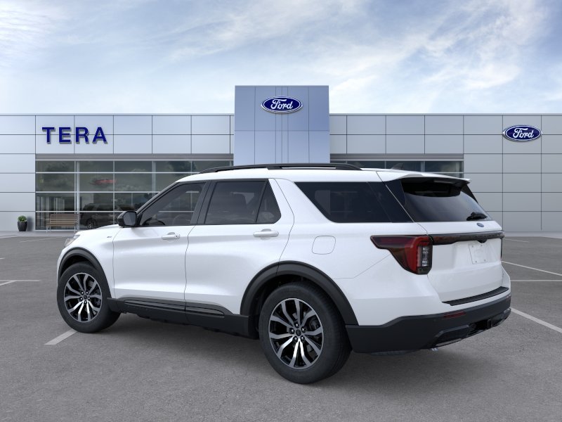 New 2026 Star White Metallic Tri-Coat Ford ST-Line image 27
