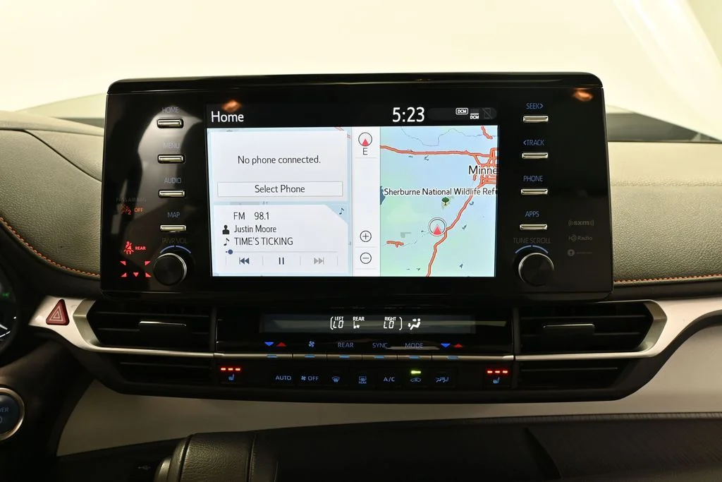 2024 Toyota Sienna XSE - Photo 31