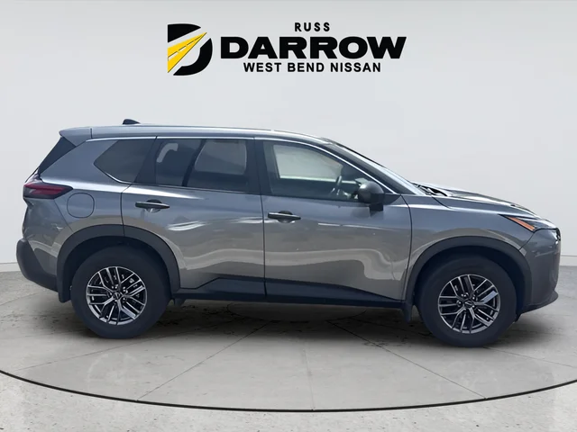Used 2023 Gray Nissan S image 7