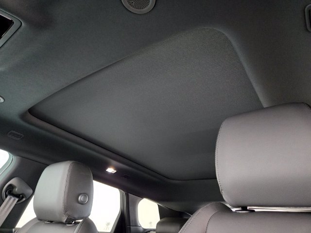 New 2026 Tribeca Blue Land Rover S image 11