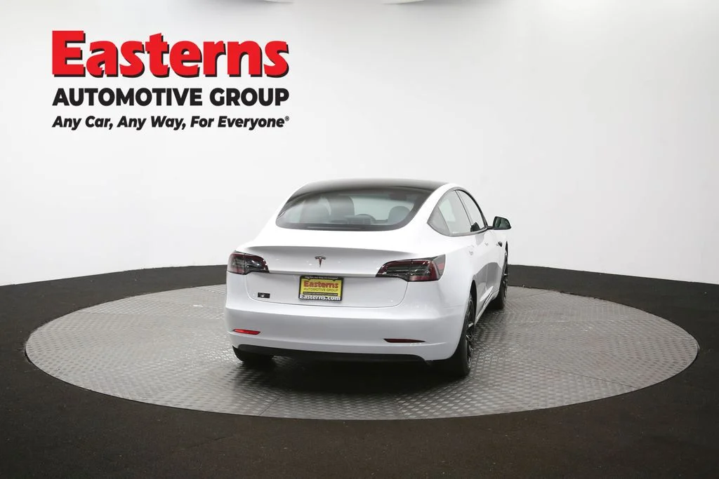 Used 2023 White Tesla Base image 33
