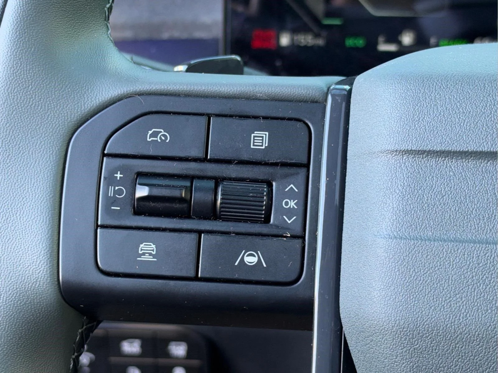Used 2027  KIA  image 20