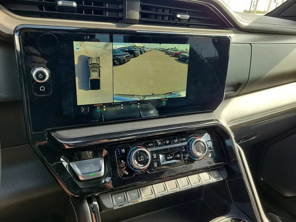 Used 2023 SUMMIT WHITE GMC AT4X image 21