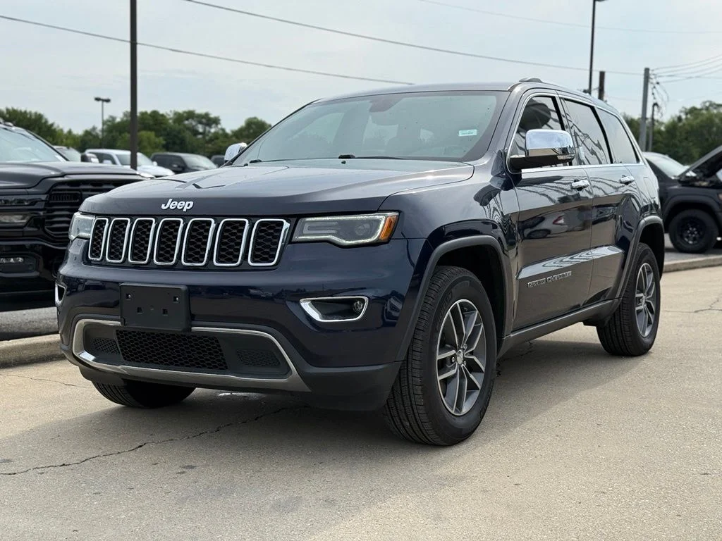 Used 2017 Jeep Grand Cherokee Limited with VIN 1C4RJFBGXHC764398 for sale in Crestwood, KY