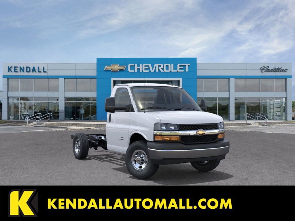 2025 Chevrolet Express 3500 139" WB's photo