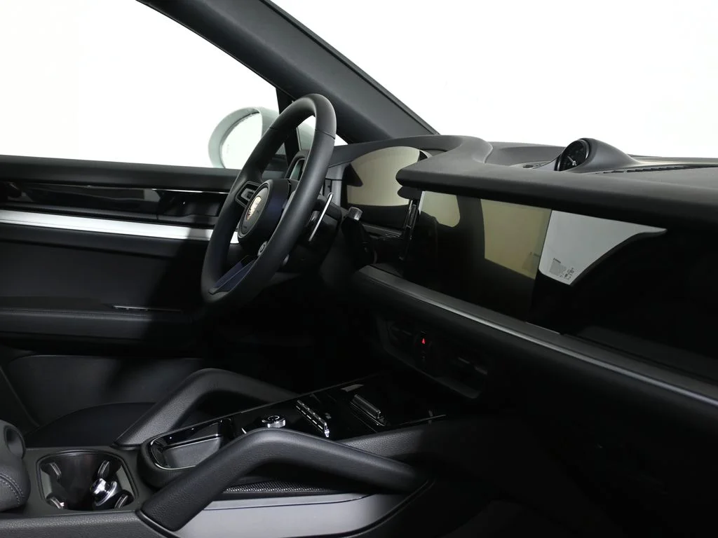 New 2026 White Porsche S image 38
