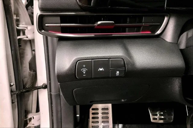 2023 Hyundai Elantra N - Photo 37